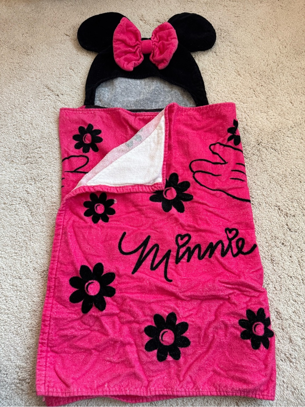 Disney Minnie Mouse Pink and Black Hooded Towel